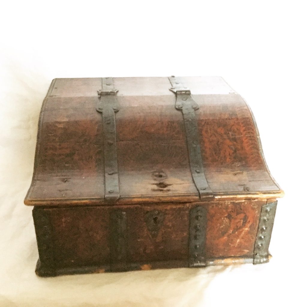 Scandinavian Desk Box