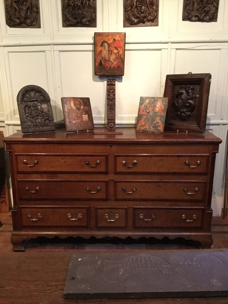 Lancashire mule chest