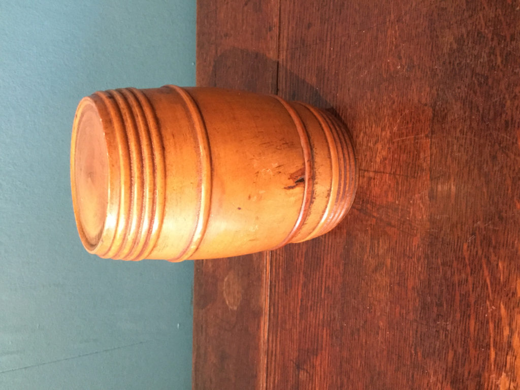 Barrel shaped box