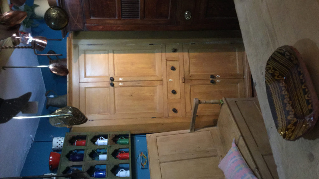 Corner cupboard #1