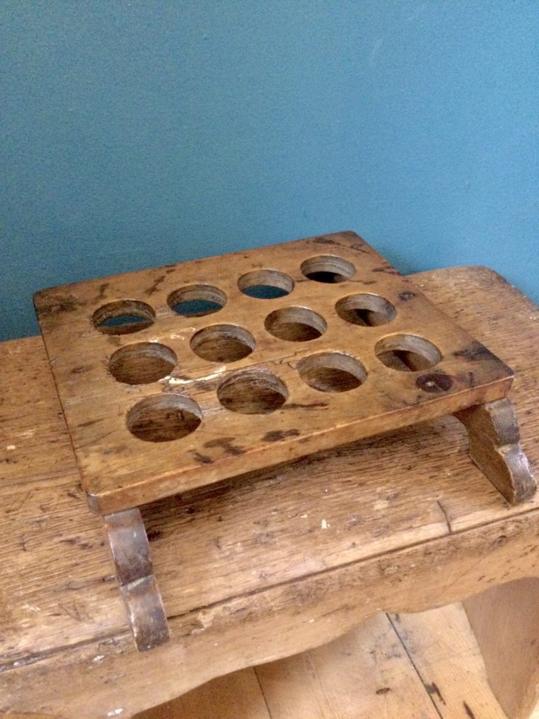 Egg rack